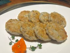 煎均安鲮鱼饼-大良毋米粥·粥底火锅(岭南天地店)