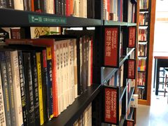 -西西弗书店(城西银泰城店)