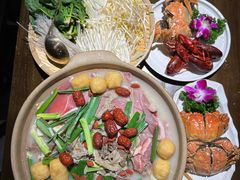 -聚汇三少·龙虾·中餐厅(莫邪路新天地店)