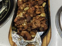 -老东镇啤酒屋海鲜加工·蒸汽海鲜·海鲜烧烤(台东店)