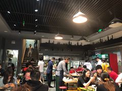 大堂-范贤光鸡公煲(平乐园总店)