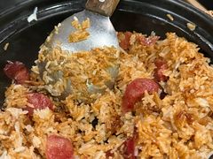 广式腊味煲仔饭-狐狸爱上椰子鸡(滨江星光大道店)