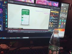 -稳电竞酒店(桥北泰冯路地铁站店)