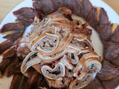 -闫家驴肉老店(华电一校店)