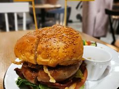 德国盘肠汉堡-HELLO 27 意面·沙拉·帕尼尼