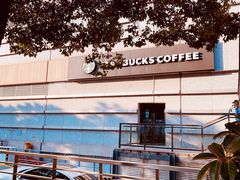 -星巴克臻选(南京金茂览秀城店)