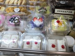 -光明牛奶棚(南泉店)