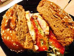 -The Habit Burger Grill 哈比特汉堡(复兴soho店)