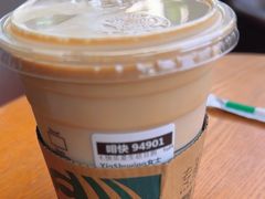-星巴克(珠海摩尔百货店)