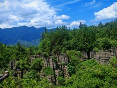-梭布垭石林景区