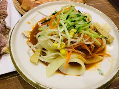 -清真·玛丽亚新疆菜主题餐厅(浙江中路店)