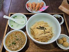 -蟹上黄·蟹黄面·江南糖水(人民广场店)