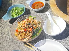 水豆豉拌折耳根-云荷里·蒸汽石锅鱼·云南菜(中发百旺店)