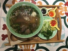-越弥越南传统美食馆