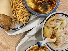 -正南齐北·老街糯米团(洪崖洞店)
