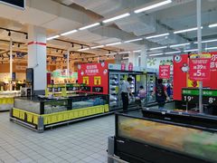 -沃尔玛(前山店)