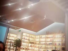 -猫的天空之城概念书店(印象城购物中心店)
