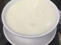 驰名双皮炖奶-义顺牛奶公司(庇利金街店)