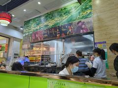 -黑山牛肉汤火锅(花城汇店)