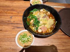 -万记麻辣烫国展总店