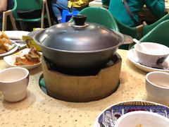 -芳村榕树头叹佬鸡煲(体育西店)