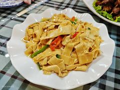 -六顺园清真回族饭店(工程街店)