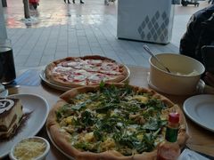 -城市大道红炉披萨烘焙坊