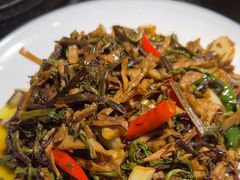 -万里闯关东铁锅炖菜馆(高新旗舰店)