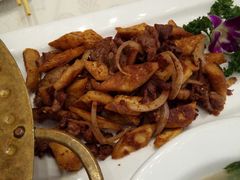 风味馕炒肉-阿拉丁新疆风味餐厅·清真(罗廊巷店)