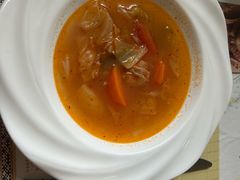 哈尔滨俄式传统红汤-露西亚咖啡西餐厅(哈尔滨俄侨纪念馆店)