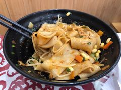 -秦香陕西食府(华贸天地店)