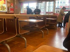 -顺溜·手工刀削面·黑金店(铜锣湾店)