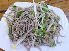 -溢心园香河肉饼总店