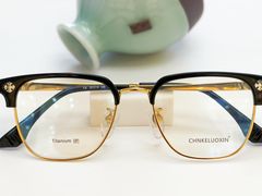 -潘多拉眼镜·蔡司依视路明月(潘家园店)