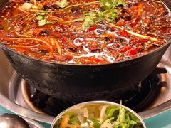 -鸿顺老铁锅美蛙鱼府(解放碑店)