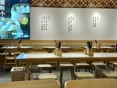 大堂-馋三尺蟹粉小笼(人民广场店)