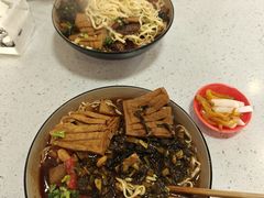-小卫香辣面馆(老二中老大门店)