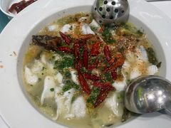 -姚姚酸菜鱼·金戈戈香港豉油鸡(喜荟城联名店)