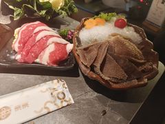 -湊湊火锅·茶憩(杭州湖滨银泰in77店)