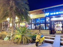 -席娜卡琳火车铁道夜市