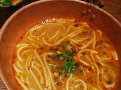 -云海肴·汽锅鸡·云南菜(天山百盛优客店)