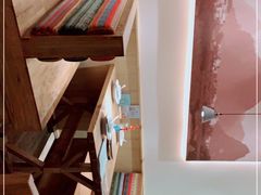 -蜜桃餐厅·伴山(湖滨商业街店)