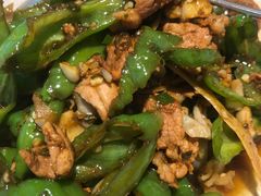 湖南辣椒炒肉-新辣宴·湖南家常菜·商务聚餐(中粮创芯店)
