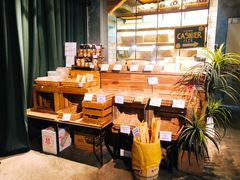 -Common Table · Brunch & Coffee