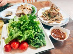 -鸿运美食府