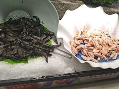 -四囍码头海鲜烧烤自助火锅(外滩南京东路悦荟广场店)