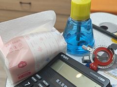 -天空之镜眼镜店蔡司依视路配镜授权零售店(望京颐堤港店)