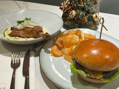 -潮一不贰·法式甜品·生日蛋糕·西式简餐(外滩店)