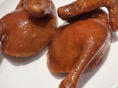玻璃脆皮乳鸽-利苑酒家(华熙国际店)