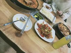 -喇喇排骨火锅·传统韩式脊骨汤(望京西园总店)